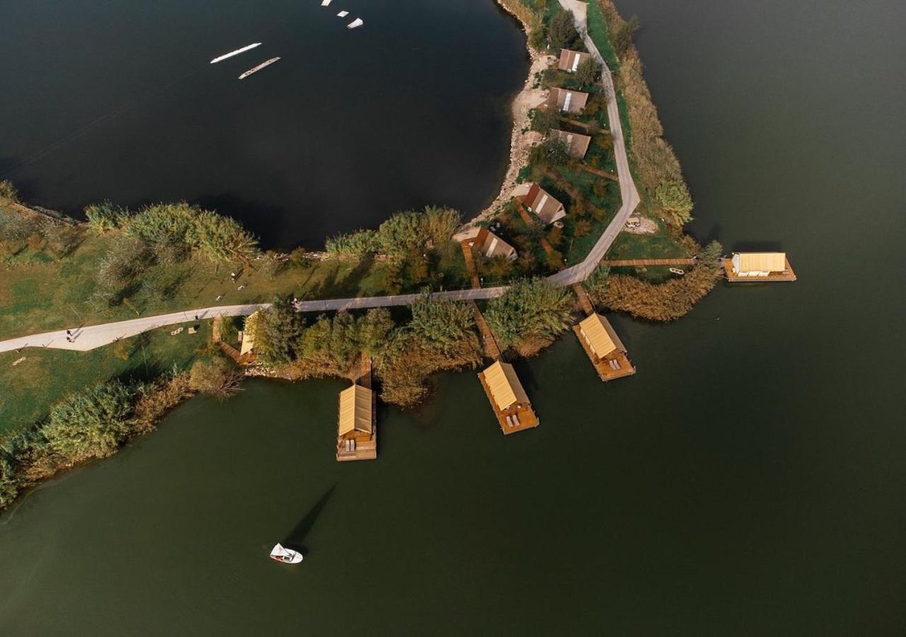 Nabi Resort Glamping & Spa Castel Volturno Exterior foto