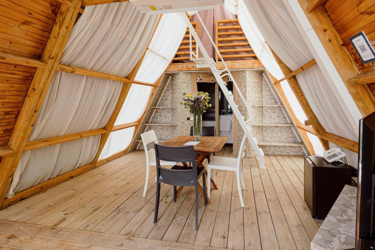 Nabi Resort Glamping & Spa Castel Volturno Exterior foto